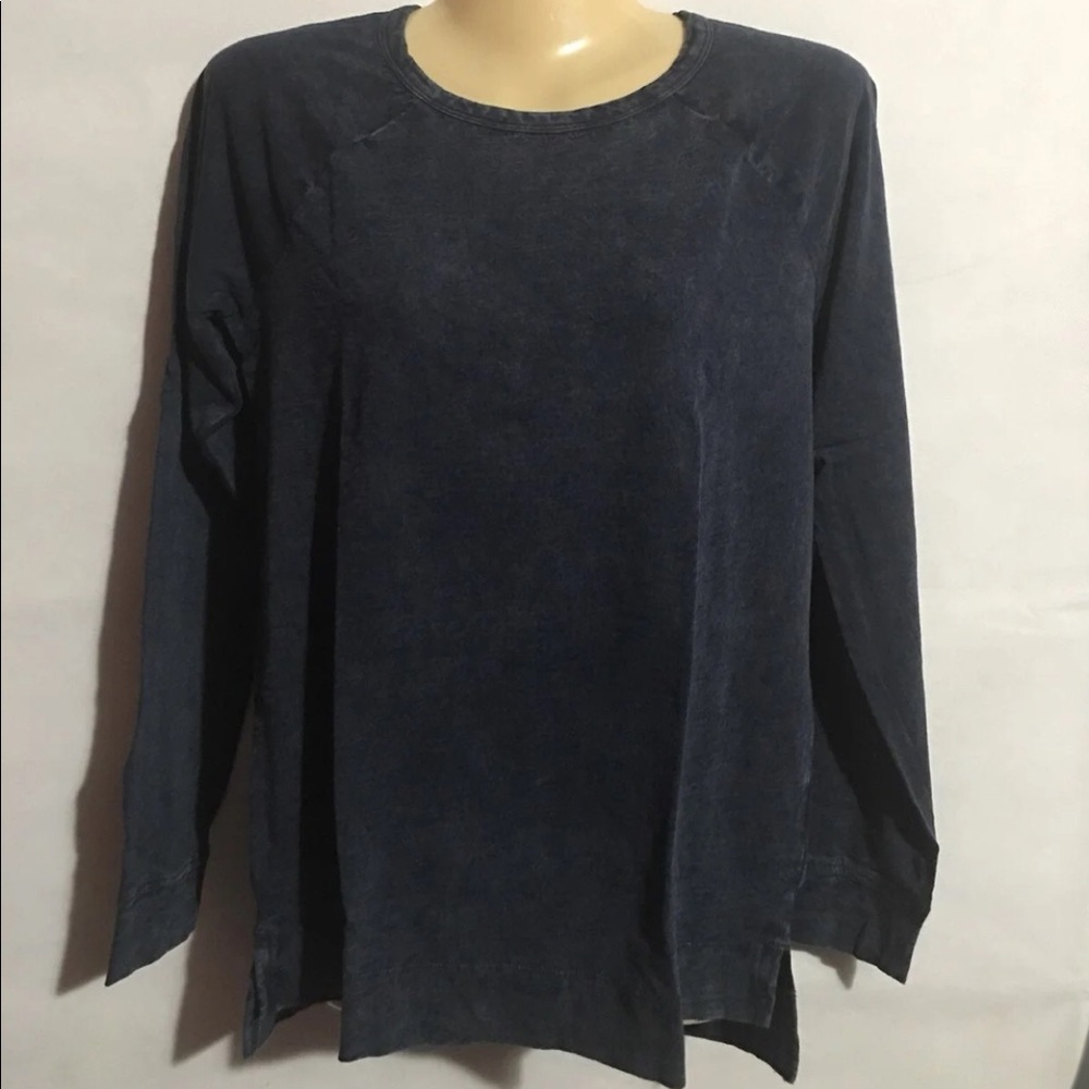 Universal Thread Women’s T-Shirt